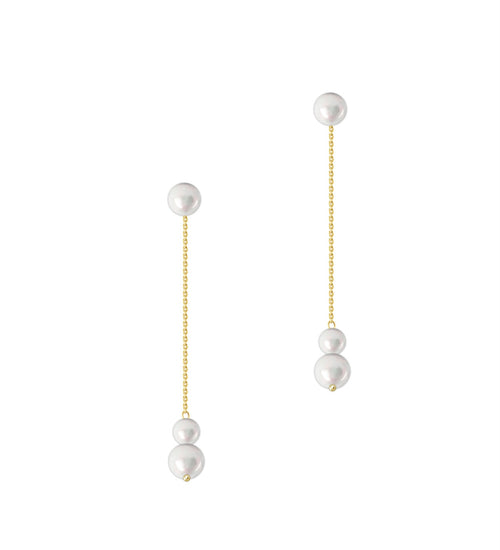 Pearl drop earrings